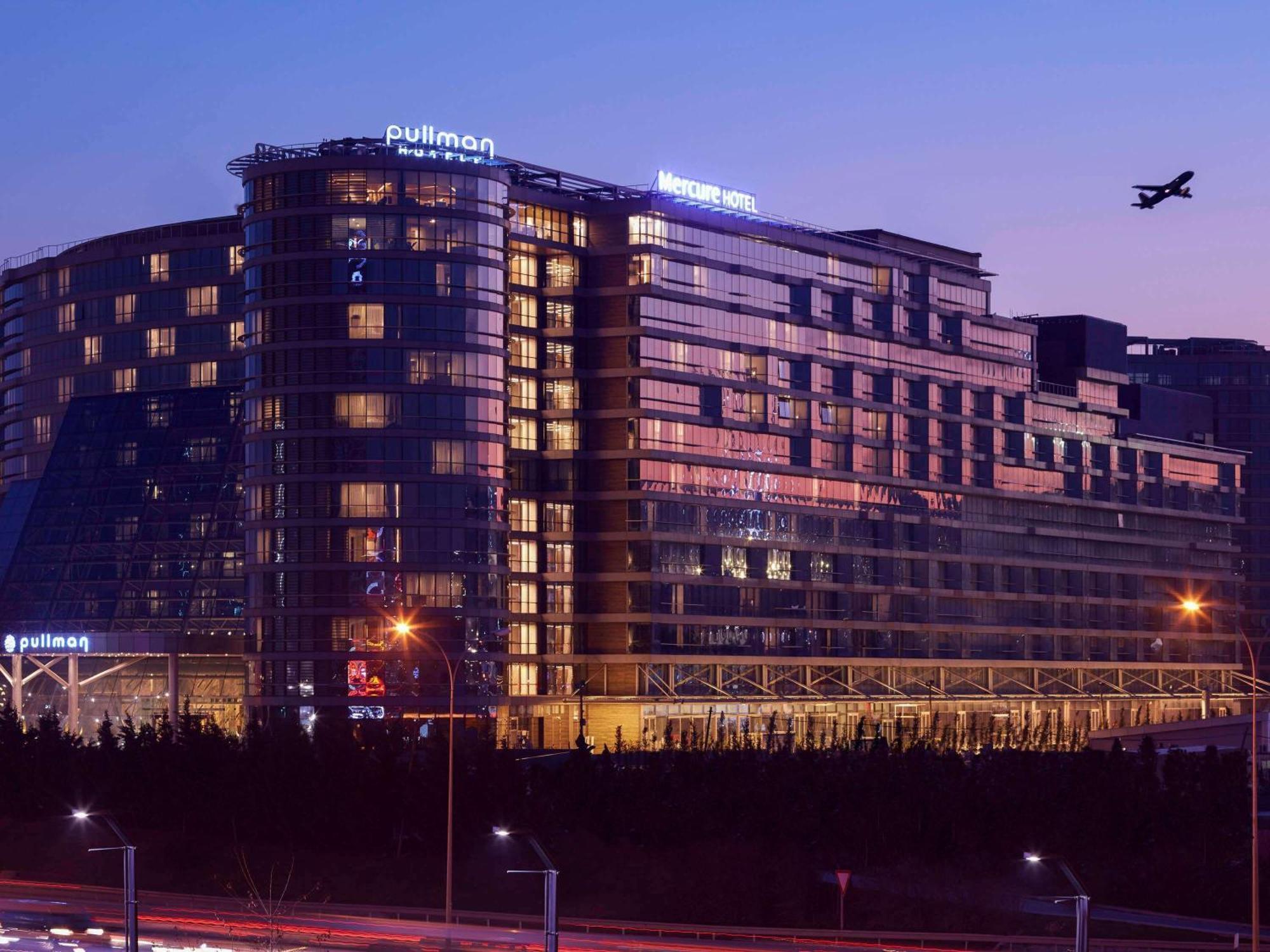 Pullman Istanbul Hotel & Convention Center Exterior foto